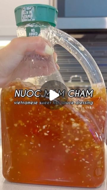 Fish Sauce Recipe Vietnamese, Lao Food Recipes, Nuoc Cham Sauce Recipe, Nuoc Mam Recipe, Vietnamese Fish Sauce, Lao Recipes, Easy Vietnamese Recipes, Vietnamese Fish, Nuoc Mam