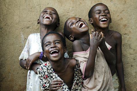 Africa | Four children laughing at the Kauma Community Based Childcare Centre. Lilongwe. Malawi | © Anthony Asael Children Laughing, African Children, Foto Tips, People Of The World, Just Smile, 인물 사진, Happy People, Smile Face, Beautiful Smile