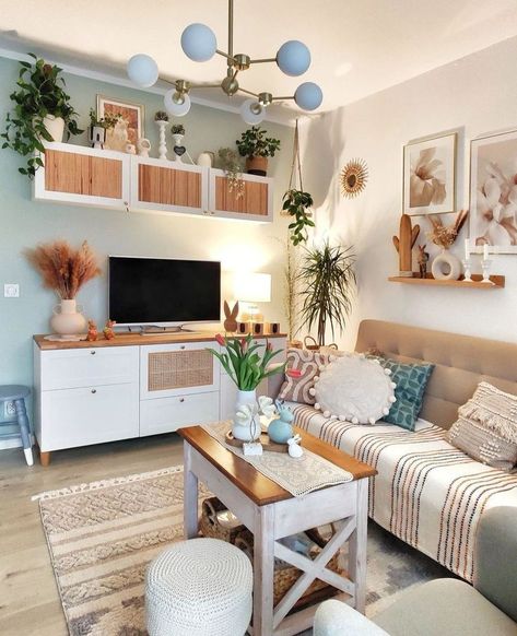 Small Tv Room, Clever Furniture, Boho Living Room Ideas, Brown Couch Living Room, Living Room Transformation, Bohemian Living Rooms, Beige Living Rooms, Magical Home, Small Living Room Ideas