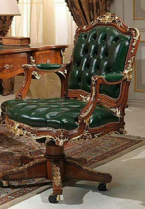 Wooden Office Chair, Wood Carving Furniture, Front Door Design Wood, Furniture Details Design, Furniture Classic, Luxury Home Furniture, Victorian Furniture, Antique Desk, Cool Ideas