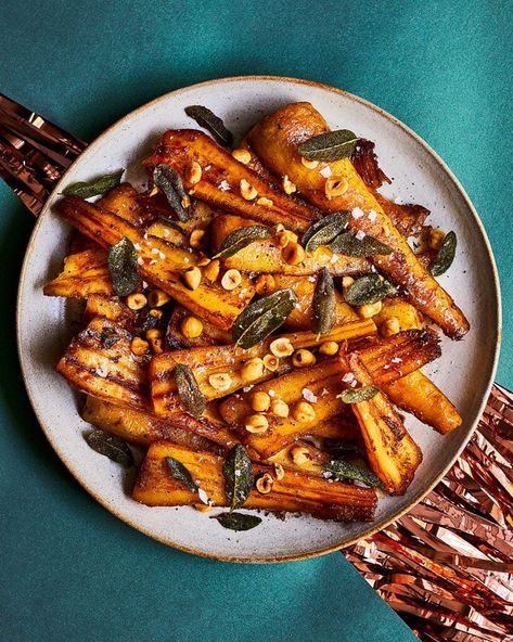 Butter-roast parsnips with hazelnuts and sage Carrot Parsnip Roasted, Christmas Parsnip Recipes, Parsnips And Carrots Roasted, Christmas Parsnips, Parsnips Recipe Roasted, Parmesan Parsnips, Christmas Crisp, Healthy Homesteader, Vegetarian Weeknight Dinners