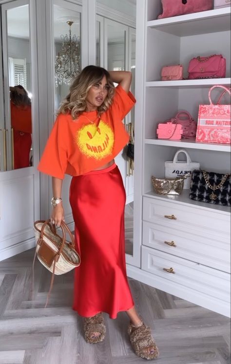 #outfits #outfitsideas #summerstyle Pink And Orange Outfit Ideas, Summer Midsize Outfits, Summer Midsize, Midsize Outfits, Looks Style, Spring Summer Outfits, Outfits Casuales, Look Cool, Cute Casual Outfits