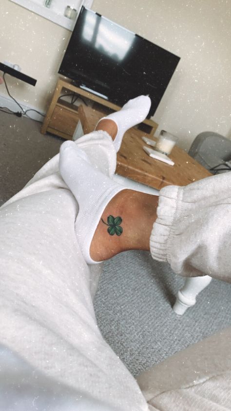 Four Leaf Clover Hip Tattoo, Shamrock Tattoo For Women, Four Leaf Clover Tattoo Back Of Neck, Four Leaf Clover Tattoo Collar Bone, Four Leaf Clover Ankle Tattoo, Pretty Four Leaf Clover Tattoo, 4 Leaf Clover Tattoo, Leaf Clover Tattoo, 777 Tattoo