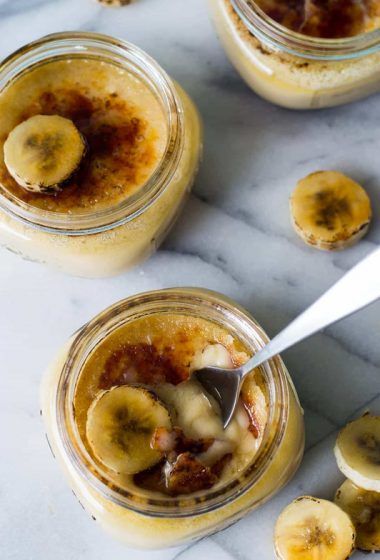 Banana Pudding Creme Brûlée - Flip Flop Foodies Banana Pudding Custard, Brulee Desserts, Ramekin Recipes, Pudding Custard, Chef Meals, Creme Brulee Desserts, Dessert Original, Tapioca Pudding, Creme Brulee Recipe