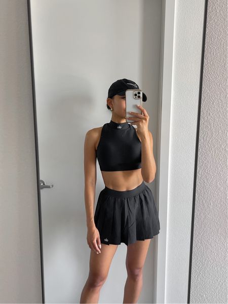 Crop Top And Tennis Skirt, Skirt Gym Outfit, Shorts And A Crop Top, Fit Aesthetic, Tennis Skirt Outfit, Cheer Outfits, Fits Aesthetic, Nike Pro Shorts, Gym Outfits