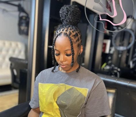 Shoulder Length Loc Styles, Pretty Locs, Side Shave, Dreadlocks Styles, Short Dreadlocks Styles, Natural Locs, Dread Styles, Weave Hairstyles Braided, Locs Styles