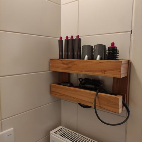 Hair Tools Organization Diy Wall, Airwrap Storage Ideas, Dyson Bathroom Storage, Dyson Storage Ideas Hair, Dyson Air Wrap Holder, Diy Dyson Airwrap Storage, Dyson Airwrap Storage Ideas, Dyson Air Wrap Storage Ideas, Dyson Storage Ideas