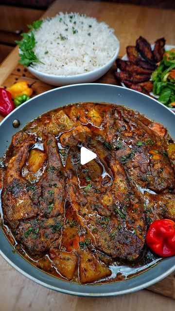 Smothered Fish Recipes, Marinate Fish Recipes, Milk Fish Recipe, Jamaican Curry Fish, Caribbean Fried Fish, How To Cook Mackerel Fish, Jamaican Escovitch Fish Red Snapper, Brown Stew Fish Jamaican, Kingklip Recipes Fish