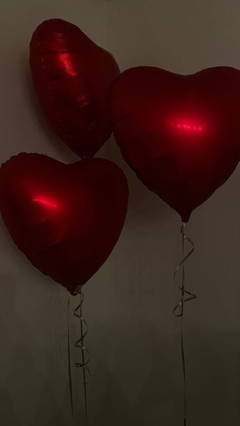 Red Heart Aesthetic Wallpaper, Bohemian Iphone Wallpaper, Couple Background, Red Party Decorations, February Wallpaper, Fireplace Tv Wall Decor, Valentines Wallpaper Iphone, Dark Red Background, Room 2023