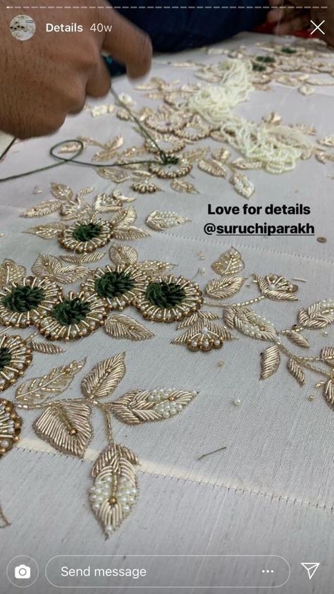 Moti Embroidery Designs, Zari Work Embroidery Design, Moti Work Embroidery, Gold Work Embroidery, Zari Embroidery, Motifs Perler, Beadwork Embroidery, Kurti Embroidery Design, Bead Embroidery Tutorial