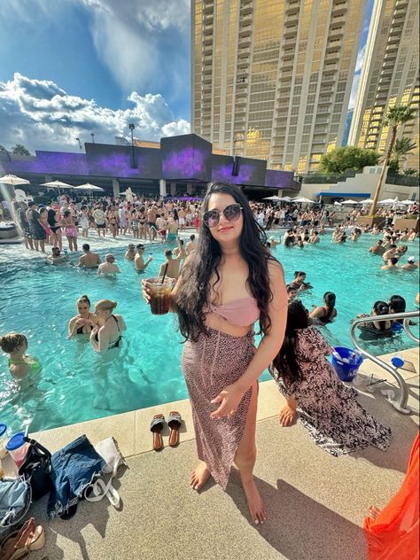 Steve Aoki pool party at MGM grand hotel in Las Vegas. One of the best fun things to do in Las Vegas! Mgm Grand, Steve Aoki, Vegas Baby, Las Vegas Hotels, Grand Hotel, Pool Party, Fun Things, Fun Things To Do, Las Vegas