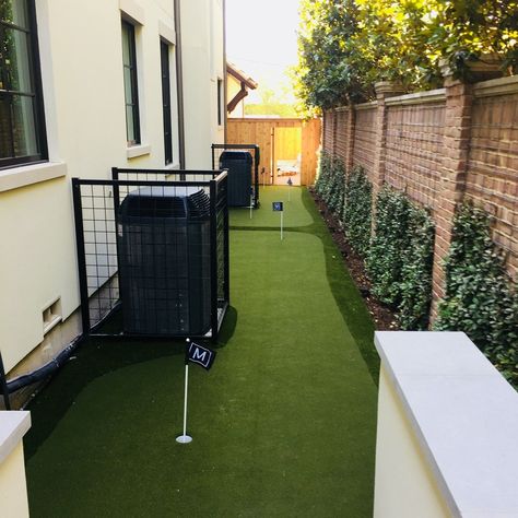 Turning your empty and unused side yard into a putting green? Why not! #golfgreens #artificialturf #foreverlawn #puttinggreen Turf Side Yard Ideas, Unused Side Yard Ideas, Side Yard For Dogs, Side Yard Dog Run Ideas, Dog Run Side Yard, Backyard Dog Area, Green Backyard, Side Yard Landscaping, Dog Yard