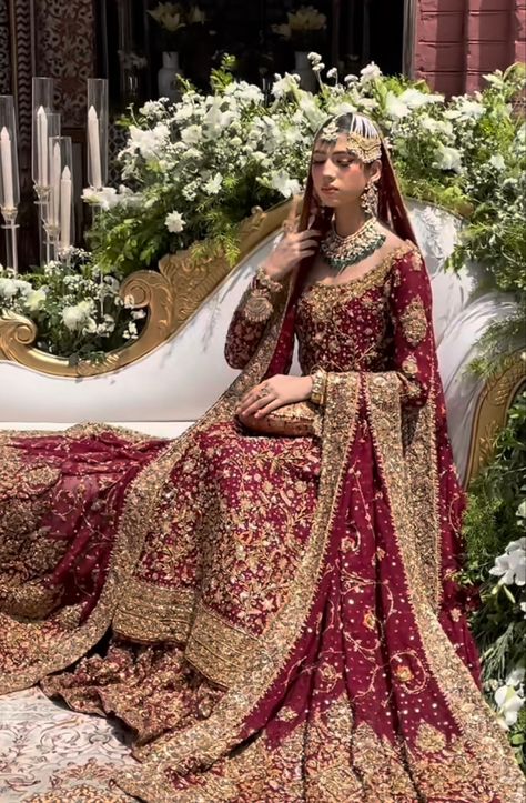 Custom Bridal Dress, Classic Red Dress, Pakistani Bridal Dress, Red Bridal Dress, Fine Embroidery, Asian Bridal Dresses, Latest Bridal Dresses, Bridal Lehenga Red, Pakistani Wedding Dress