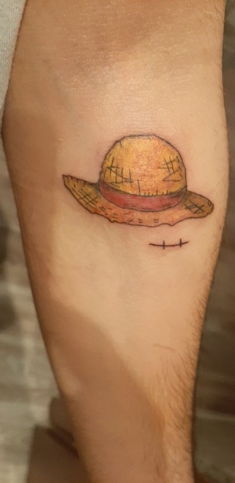 Luffy's Hat Tattoo, Anime Siblings Tattoo, Strawhat Tattoo Minimal, Luffy Straw Hat Tattoo, Luffy Eyes Tattoo, Luffy Scar Tattoo, One Peace Tattoo Anime, One Piece Tattoo Ideas Luffy, Monkey D Luffy Tattoo Ideas