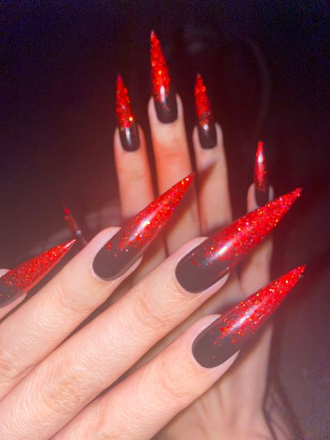 Red Nail Designs Halloween, Red Chrome Ombre Nails, Simple Valentines Day Nails Stiletto, Devil Nails Halloween, Red And Black Glitter Nails, Red Glitter Nails Acrylic, Vampire Inspired Nails, Vampire Ombre Nails, Valentines Day Nails Stiletto