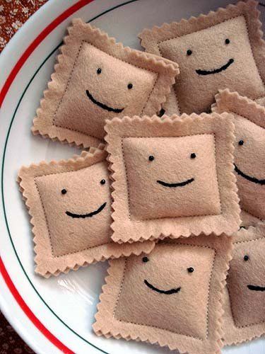 Felt Plush Happy Ravioli Felt Ravioli, Felt Food Patterns, Felt Plush, Cat Ideas, Food Patterns, Felt Craft, Felt Food, Italy Art, Kid Activities