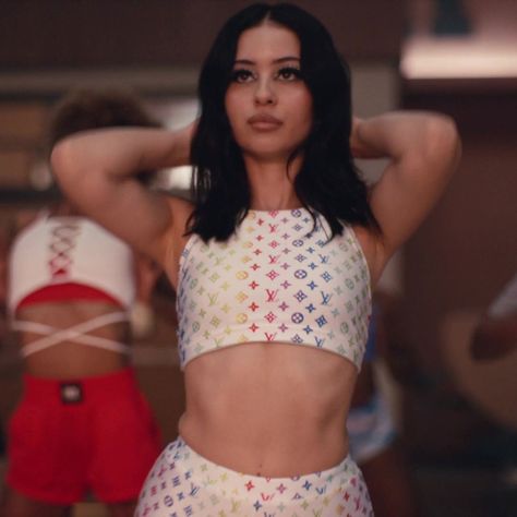 The Best Part of Euphoria Is Maddy’s Matched Sets Euphoria Clothing, Cutout Pants, Euphoria Fashion, Effy Stonem, Barbie Ferreira, Caroline Forbes, Instagrammer, Queen Bees, Fall Trends