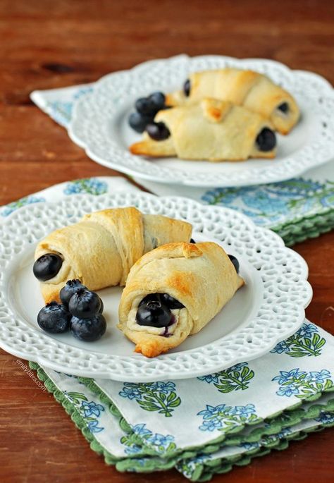 Blueberry Cheesecake Rolls Blueberry Cheese Danish, Blueberry Cheesecake Rolls, Crescent Roll Pastry, Cheesecake Rolls, 5 Ingredient Desserts, Emily Bites, Cinnamon Desserts, Cheese Danish Recipe, Cream Cheese Crescent Rolls