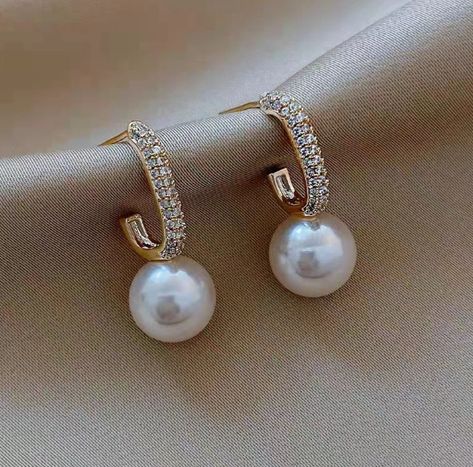 Women's Fashion > Women's Jewelry and Accessories > Women's Jewelry > Jewelry Style> Vintage> Classic> Wedding Jewelry> Pearl> Diamond> Earrings Bohemian Wedding Earrings, Simple Pearl Earrings, Wedding Earrings Vintage, Luxury Earrings, Gold Pearl Earrings, Girls Earrings, Pearl Stud Earrings, Metal Earrings, Bridesmaid Earrings