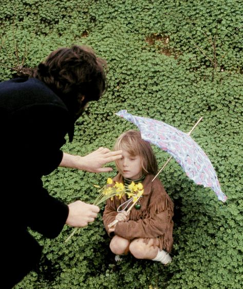 Unseen pic of Paul and Heather, 1969, Devon, by Linda McCartney Paul Mccartney Daughter, Paul Mccartney Kids, Heather Mccartney, Beatles Kids, The Quarrymen, Jane Asher, Paul Mccartney And Wings, Paul And Linda Mccartney, Norwegian Wood