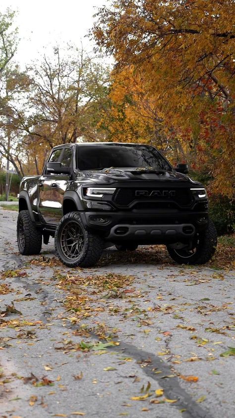 Ram Truck Aesthetic, Lifted Ram 1500, Ram Trx 1500, Black Ford Raptor, Black Trucks, Ram Car, 2023 Ram 1500, Ram Trucks 1500, Ram Cars