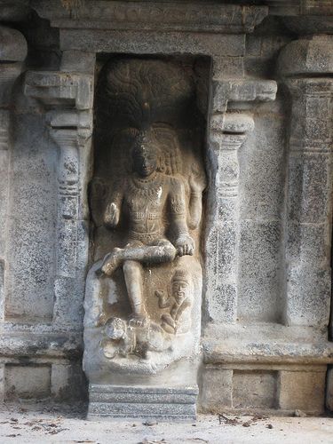 Dakshinamoorthy | par Raju's Temple Visits Goddess Ganga, Ellora Caves, Ajanta Caves, Ancient Statues, Indian Sculpture, History Images, Ancient Sculpture, Indian Architecture, History Pictures