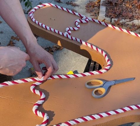 Isaac Alexander, Giant Gingerbread Man, Christmas Decor Idea, Christmas Parade Floats, Gingerbread Diy, Gingerbread Christmas Decor, Gingerbread Crafts, Diy Christmas Decor, Gingerbread House Decorations