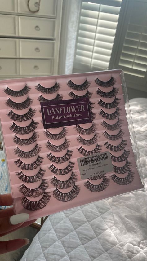 Russian False Lashes, Russian D Curl Lashes, Russian Curl Lashes, Strip Lashes Aesthetic, Russian Strip Lashes, False Lashes Aesthetic, Aesthetic Room Inspo Grunge, Shein Lashes, Pink Baddie Room