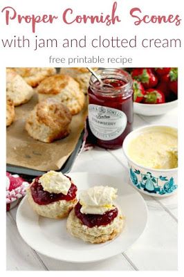 Cream Tea Scones, Scones Cream And Jam, Cornish Recipes, Cornish Cream Tea, Baked Scones, Scones And Jam, British Scones, Baking Scones, English Scones