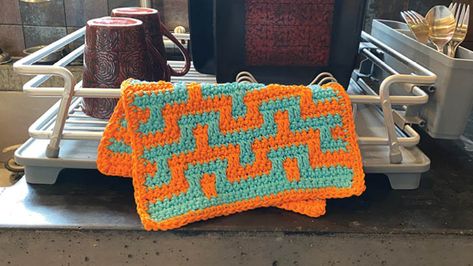 Crochet Mosaic Stitch Dishcloth Pattern | The Crochet Crowd Mosaic Dishcloth, Dish Cloth Crochet, Crochet Dishcloth Pattern, Crochet Mosaic, The Crochet Crowd, Crochet Washcloth Pattern, Crochet Border, Crochet Crowd, Dishcloth Crochet Pattern