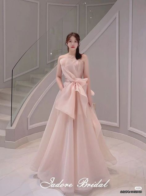 Korean Gowns Dresses, Gaun Dress, Debut Dresses, Dress Pesta, Gowns Dresses Elegant, 파티 드레스, Fancy Wedding Dresses, Style Korea, Cute Prom Dresses