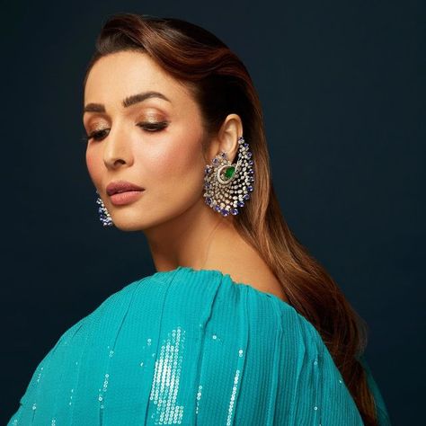 Khanna Jewellers, Pale Blue Dress, Pale Blue Dresses, 22 Carat Gold Jewellery, Malaika Arora, Celebrity Jewelry, High Jewellery, Bollywood Jewelry, Wedding Lehenga