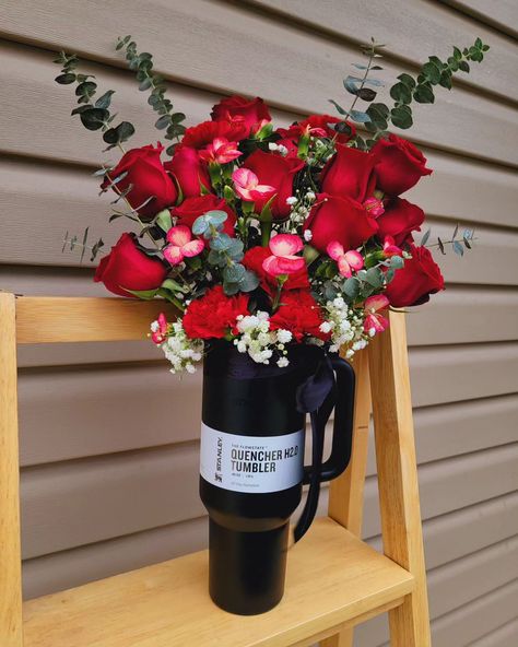 Stanley arrangement 🥀 #stanleyarrangement #redroses #eucalyptus #rosearrangement #stanleytumbler Stanley Floral Arrangement, Stanley Birthday Gift Ideas, Stanley Flower Arrangement, Stanley Flower Bouquet, Stanley Bouquet, Co Worker Birthday Gift Ideas, Starbucks Flower Arrangement, Gift Arrangements Ideas, Gift Bouquet Ideas