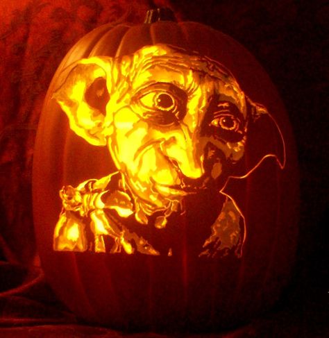 Dobby Pumpkin Carving, Pumpkin Etching, Disney Halloween Diy, Harry Potter Pumpkin Carving, Elf Carving, Harry Potter Pumpkin, House Elf, Pumpkin Carver, Pumkin Carving