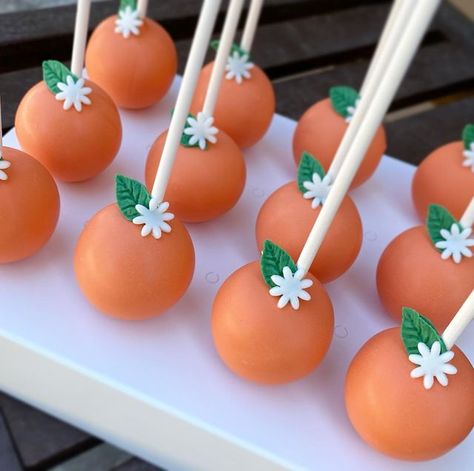 Cake Pops Fruit Theme, Cutie Orange Cake Pops, Citrus Themed Gifts, Clementine Cake Pops, Cutie Themed Cupcakes, Orange Cake Pops Ideas, Orange Themed Desserts, Cutie Themed Desserts, Lil Cutie Baby Shower Theme Centerpieces