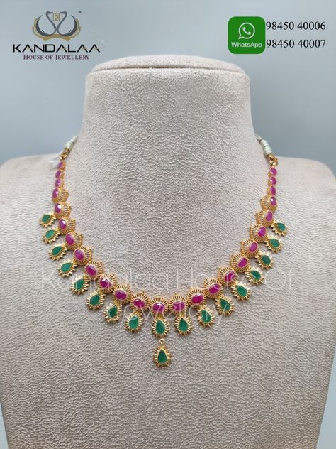 Ruby Emerald Necklace Indian, Kerala Necklace, Kempu Necklace, Big Earrings Gold, Ruby Necklace Designs, Simple Necklace Designs, Coral Jewelry Set, Jewelry Necklace Simple, Gold Jewels Design