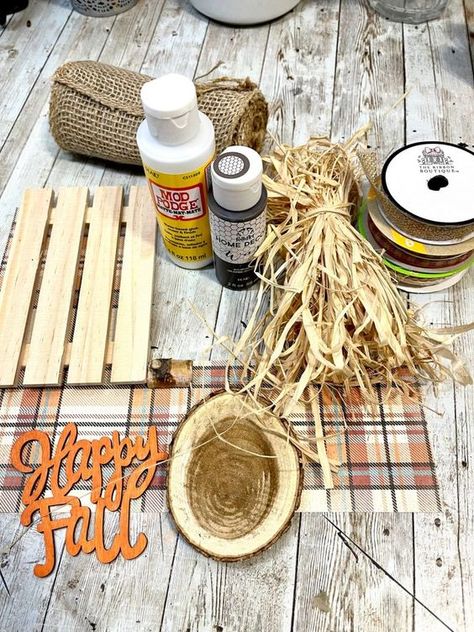 Pallet Wood Fall Crafts, Fall Pallets Ideas, Fall Diy Crafts Dollar Tree, Dollar Store Pallet Crafts, Dollar Tree Pallet Pumpkins, Fall Dollar Tree Crafts 2024, Dollar Tree Fall Diy 2023, Dollar Tree Wood Pallet Crafts, Dollar Tree Mini Pallet Crafts Diy