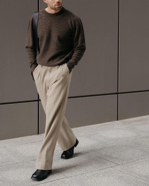 Oversized Formal Outfit Men, Minimalist Outfit Men Minimal Classic, Minimalism Fashion Style, Brown Polo Outfit Men, Tailored Pants Outfit Men, Work Outfits Men Professional, Uniqlo Men Outfit Casual, Daniel Simmons Outfit, Autumn Fashion Men