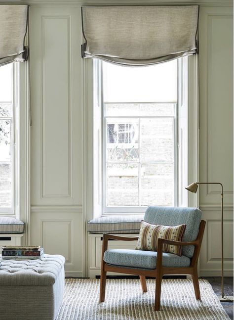 Roman Blinds Bay Window, Roman Blinds Bedroom, Roman Blinds Living Room, Ohio House, Bay Window Curtains, Bedroom Blinds, Living Room Windows, Home Curtains, Curtain Designs