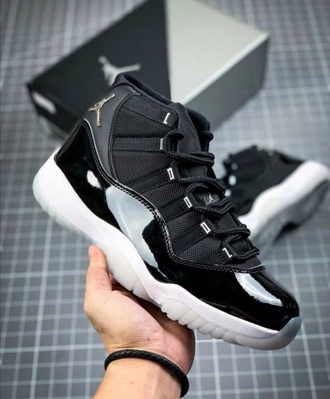 Black Jordan 11, Nike Shoes Women Fashion, Pretty Sneakers, Dr Shoes, Nike Shoes Girls, Black Nike Shoes, Jordan Shoes Girls, Pretty Shoes Sneakers, Jordan Shoes Retro