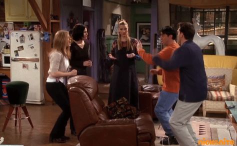 Find GIFs with the latest and newest hashtags! Search, discover and share your favorite Chandler Friends GIFs. The best GIFs are on GIPHY. Jennifer Aniston Gif, Chandler Friends, Orlando Usa, Monica And Chandler, The Moment You Realize, David Schwimmer, Joey Tribbiani, Friends Gif, Matthew Perry