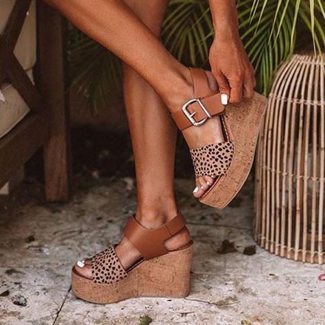 Womens sandals wedges