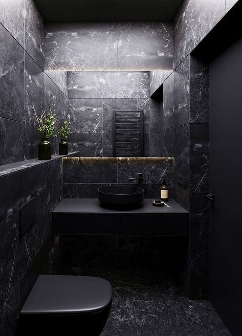 Dark Luxury Bathroom, Bathroom Interior Design Luxury Black, Dark Modern Bathroom, Small Dark Bathroom, Bathroom Interior Design Luxury, Bathroom Design Black, Dark Bathrooms, Bathroom Inspiration Modern, Bathroom Decor Luxury