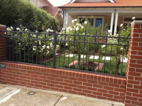 Brick Fence Design, Brick Fence Ideas Front Yard, Fence Ideas Front Yard, Brick Fence Ideas, Brick Fences, Unique Fence Ideas, Fence Planters, Fencing Ideas, Brick Fence