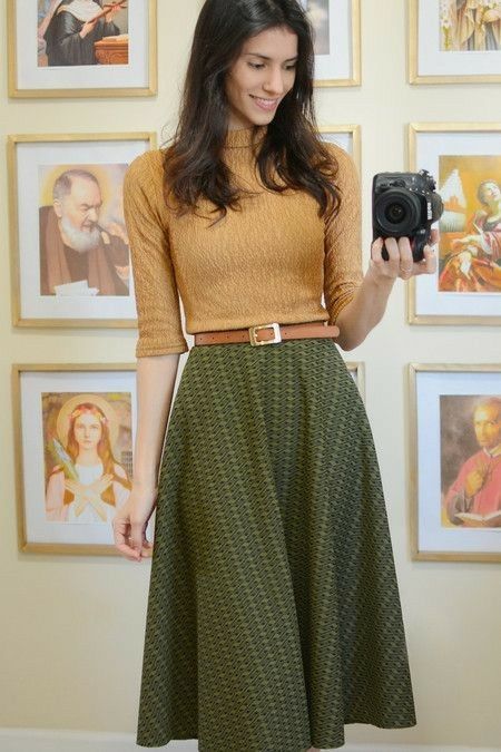 How To Style Simple Clothes, Rok Midi, Rok Outfit, Classy Skirts, Winter Skirt Outfit, Rock Outfit, Trendy Skirts, Langer Rock, Outfit Jeans