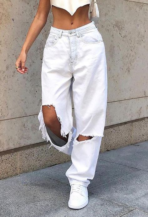 ⚡️Free Shipping 2022 Casual Loose Ripped Denim Pants White 2XL under $33.99 in Jeans Online. Color: White. Style: Casual, Street. Main Material: Cotton. Fit Type: Straight Leg. Design: Functional Pockets, Button Zip Closure, Ripped Hole At Front Leg. ✓2022 SPRING DROPS. Check reviews and order Mid Rise Extra Ripped Jeans today. Jean Pocket Designs, Ripped Jeans Style, Mama Jeans, Womens Ripped Jeans, White Ripped Jeans, Jeans Overall, Urban Street Style, Jeans Mom, Y2k Outfits