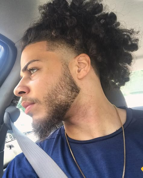 Guys With Long Curly Hair, Mixed Guys With Curly Hair, Guys With Curly Hair, Mixed Boys Haircuts, Mixed Guys, Men Haircut Curly Hair, Mixed Curly Hair, Athletic Hairstyles, Mixed Hair