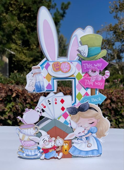 Alice In Wonderland Crafts, Alice In Wonderland Room, Easter Birthday Party, Diy Cake Topper Birthday, Alice In Wonderland Decorations, Frozen Bday Party, Rapunzel Birthday Party, Alice In Wonderland Tea Party Birthday, 3d Cake Toppers