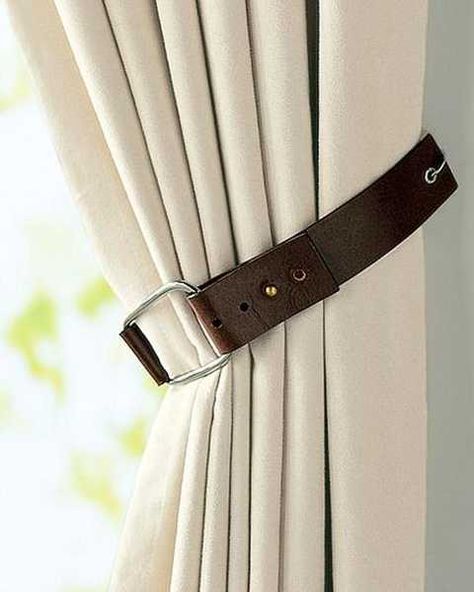 12 Fabulous Design Ideas Recycling Leather Belts for Home Decorating Horse Bedroom, Horse Room, Drapery Tiebacks, Equestrian Decor, Curtain Ties, Curtain Tie Backs, Decor Guide, Western Decor, Handmade Home Decor