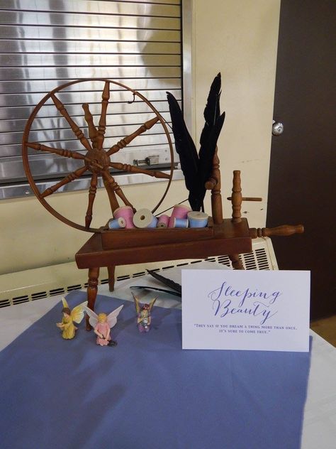 Sleeping Beauty Decor, Disney Themed Bridal Shower, Sleeping Beauty Wedding, Bridal Shower Table Decorations, Beauty Desk, Quinceanera Planning, Bridal Shower Tables, Beauty Center, Classroom Inspiration